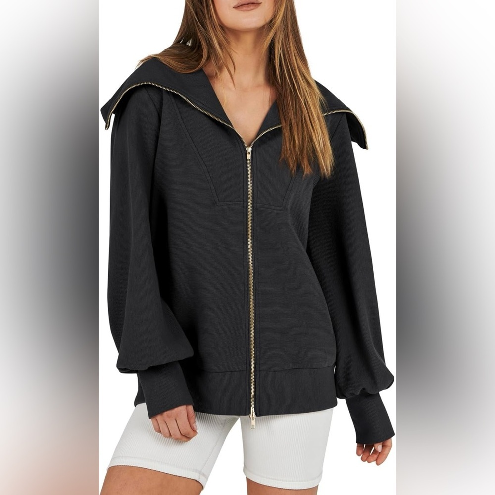 -NWT Caracilia Womens Zip Up Sweatshirt - Size: Small